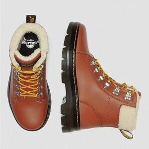 Dr Martens COMBS WOMEN FAUX FUR-LINED CASUAL BOOTS Size